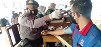 Menyambut Hari Bayangkara,  Polres Bantul Menggelar Vaksin Massal Di Setiap Kapanawon